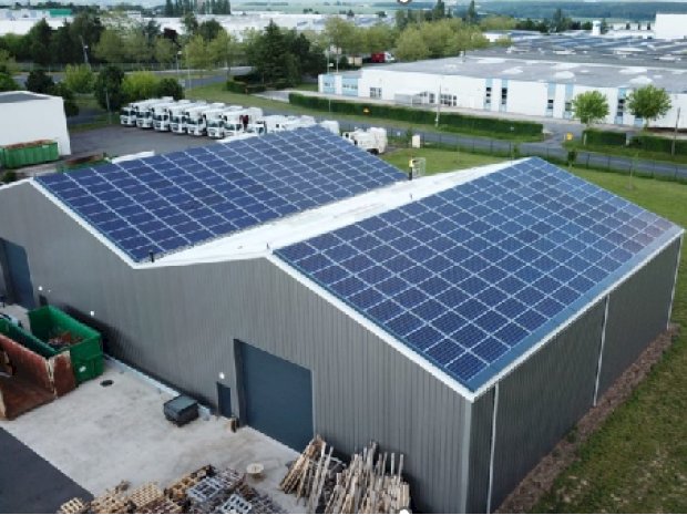 découvrez comment les bâtiments solaires transforment notre manière de vivre en intégrant des technologies durables pour produire de l'énergie. apprenez les avantages de cette architecture innovante, qui allie confort et respect de l'environnement.