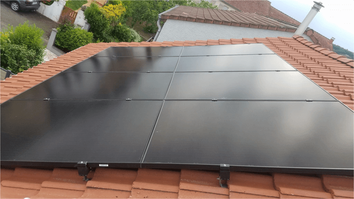 découvrez notre comparatif des panneaux solaires canadian solar, mettant en lumière leurs performances, leur efficacité et leur rapport qualité-prix. informez-vous sur les meilleurs modèles pour votre projet énergétique et maximisez votre investissement en énergie renouvelable.