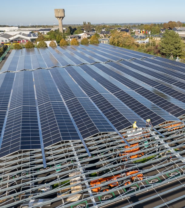 découvrez les nombreux avantages des systèmes photovoltaïques à béziers. optimisez votre consommation d'énergie, réduisez vos factures, et contribuez à une démarche écoresponsable grâce à l'énergie solaire. informez-vous sur les subventions et les aides disponibles pour un investissement rentable et durable.