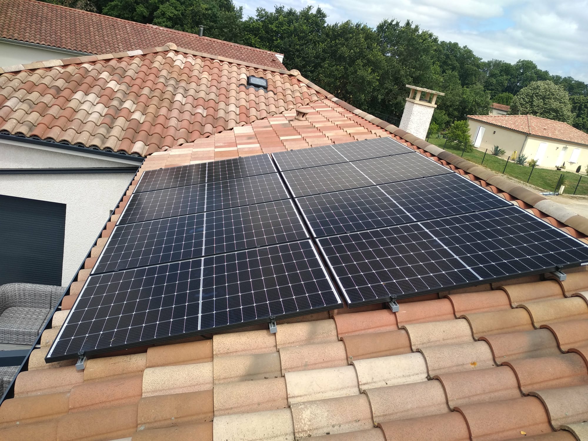 découvrez les nombreux avantages de faire appel à un installateur photovoltaïque à toulouse. profitez d'une expertise locale, de solutions sur mesure, d'économies d'énergie et d'un accompagnement dans vos démarches administratives. optez pour une énergie verte et durable dans la ville rose !