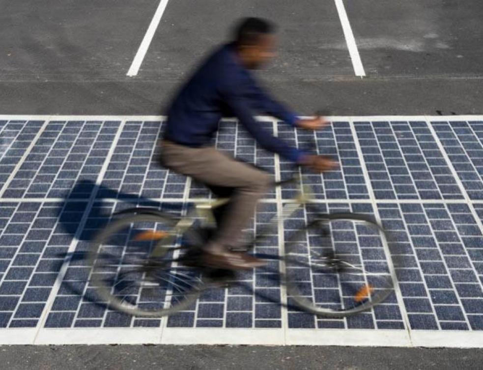 découvrez la route solaire, une innovation énergétique et écologique qui transforme nos infrastructures routières en sources d'énergie renouvelable. explorez ses avantages, son fonctionnement et son impact sur l'avenir de la mobilité durable.