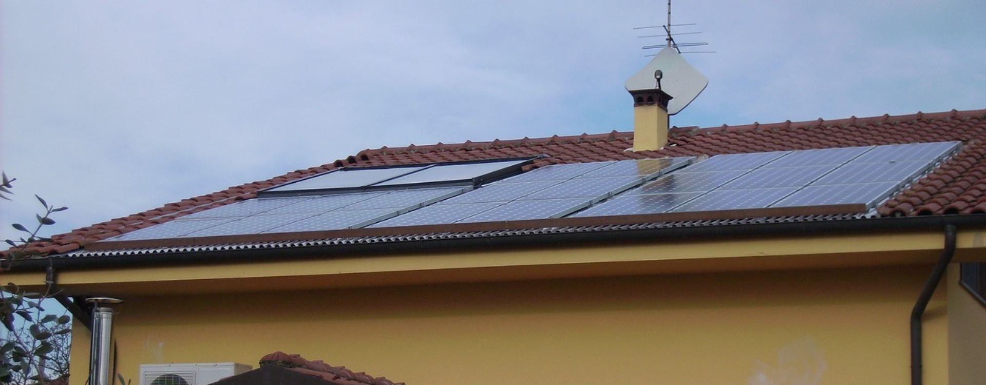 découvrez les nombreux avantages des panneaux solaires : économies d'énergie, réduction de l'empreinte carbone, valorisation de votre bien immobilier et autonomie énergétique. optez pour une solution durable et respectueuse de l'environnement.