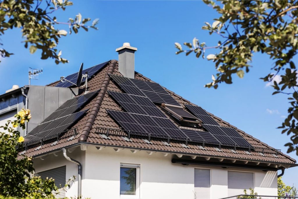 découvrez les nombreux avantages des panneaux photovoltaïques : économies d'énergie, réduction de l'empreinte carbone, indépendance énergétique et valorisation de votre patrimoine. optez pour une solution durable et rentable avec l'énergie solaire.