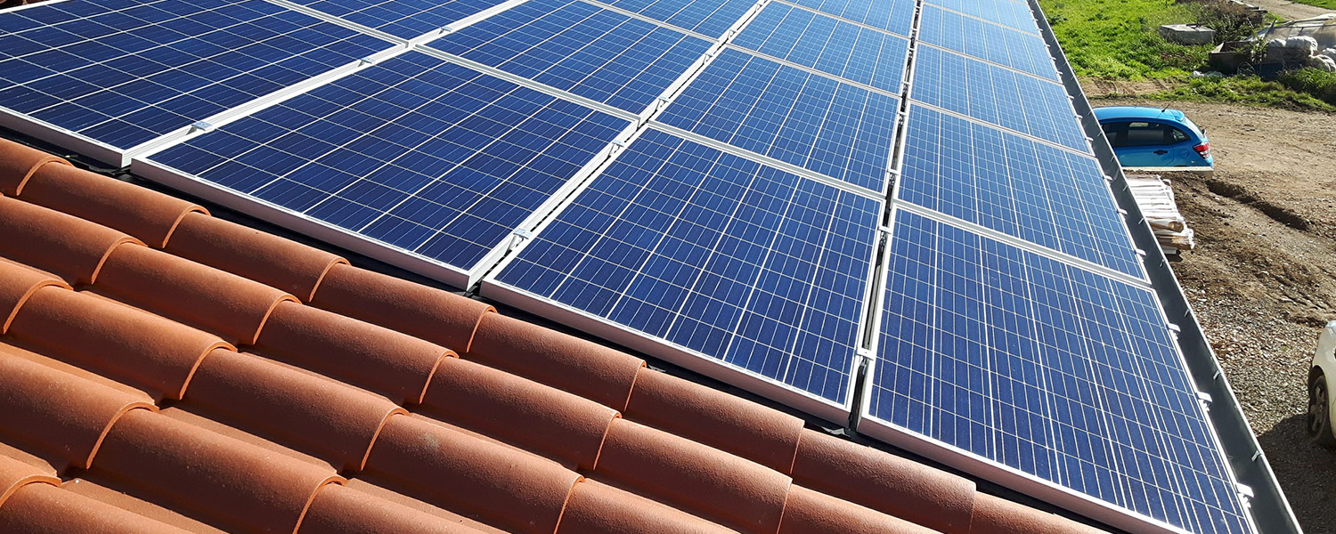 découvrez comment le photovoltaïque façonne l'avenir de l'énergie renouvelable, en permettant des solutions durables et respectueuses de l'environnement. explorez les innovations et les avantages de l'énergie solaire pour un monde plus vert.