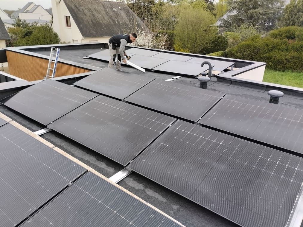 découvrez comment l'énergie solaire façonne l'avenir de notre planète. explorez ses avantages écologiques, son potentiel économique et son rôle clé dans la transition vers des solutions énergétiques durables.