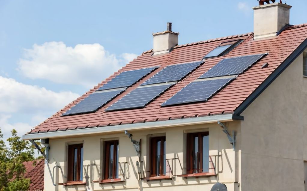 découvrez nos solutions innovantes en panneaux photovoltaïques pour optimiser votre consommation d'énergie tout en réduisant votre empreinte carbone. rejoignez notre entreprise engagée dans la transition énergétique et profitez d'une offre sur mesure adaptée à vos besoins.