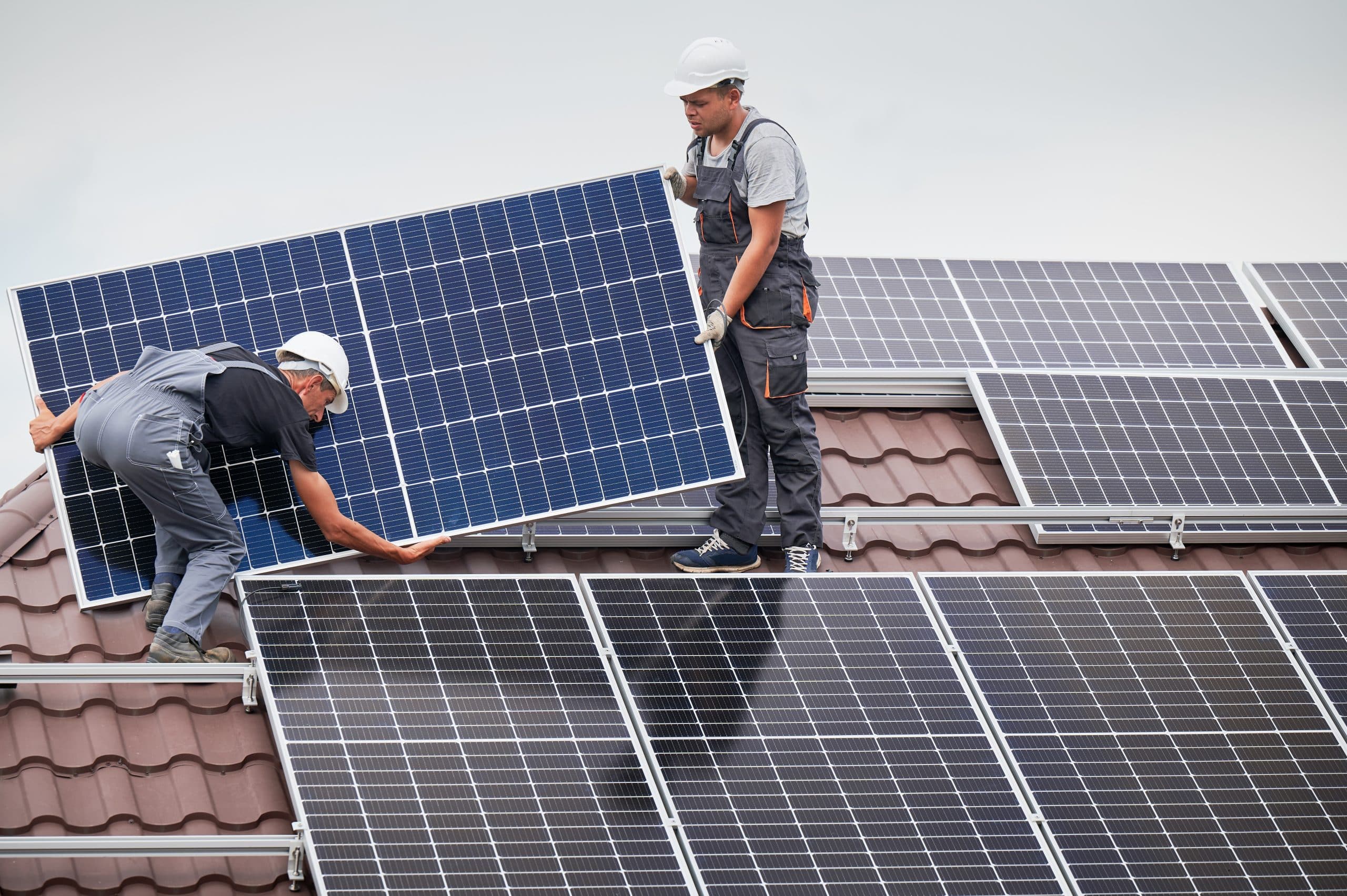 découvrez comment l'installation de panneaux solaires peut générer des économies fiscales significatives. profitez des avantages fiscaux offerts par l'état pour réduire vos impôts tout en contribuant à la transition énergétique.