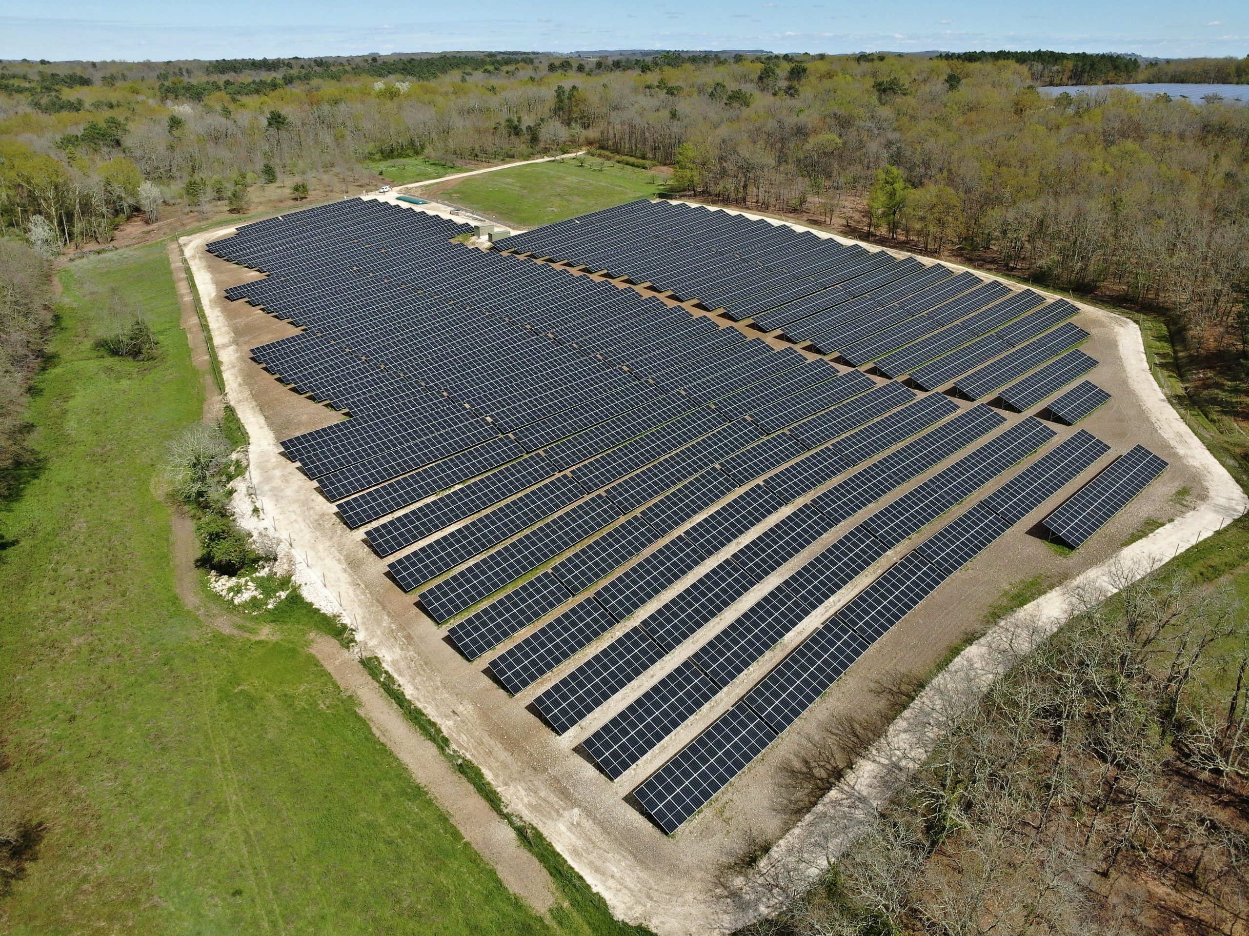 découvrez comment les panneaux solaires contribuent à l'innovation sociale, favorisant des solutions durables et accessibles pour toutes les communautés. plongez dans l'univers des énergies renouvelables et leur impact positif sur la société.