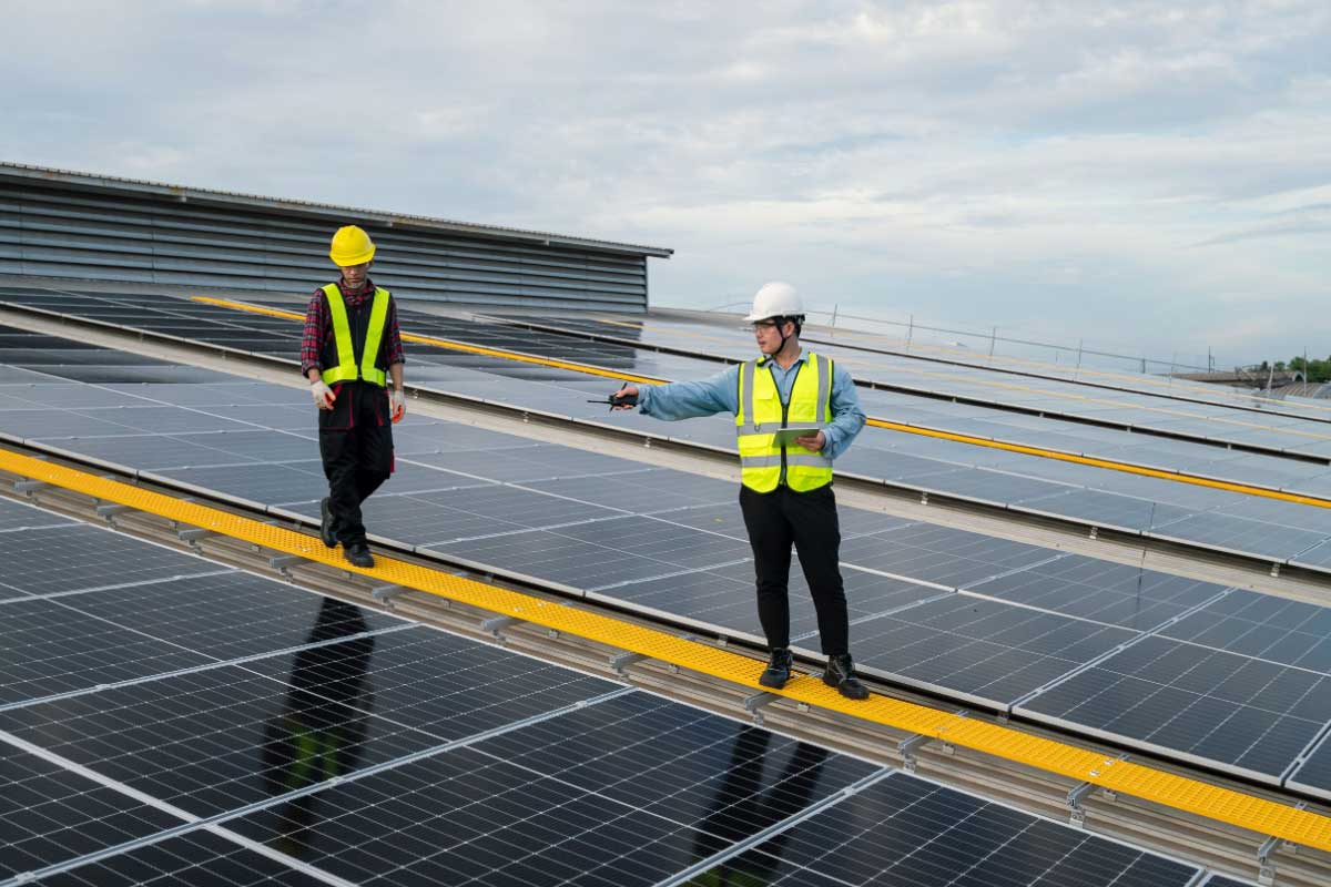 découvrez l'importance des panneaux solaires pour les pme : réduisez vos coûts énergétiques, améliorez votre image de marque et contribuez à la durabilité environnementale tout en augmentant votre indépendance énergétique.