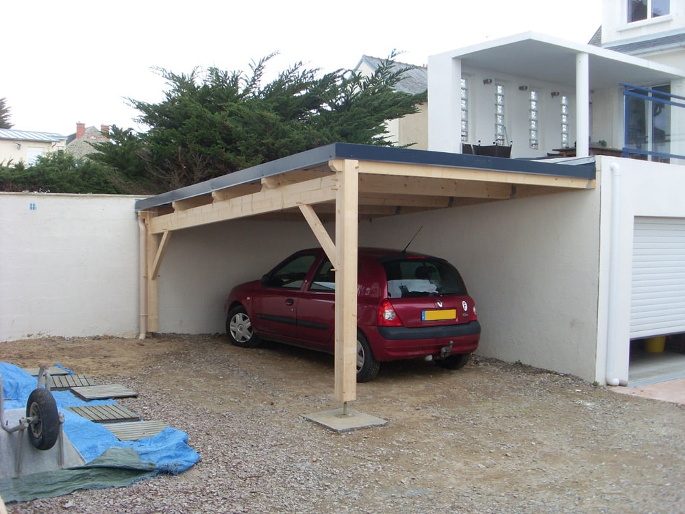 découvrez notre abri pour une voiture, idéal pour protéger votre véhicule des intempéries et du soleil tout en offrant un espace de rangement pratique. conçu en matériaux de qualité et disponible dans plusieurs designs, cet abri s'intègre parfaitement à votre jardin.