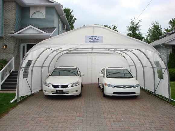 découvrez notre abri auto double, la solution idéale pour protéger vos véhicules des intempéries et du soleil. conçu pour offrir un maximum d'espace et de sécurité, cet abri est parfait pour les familles ou les passionnés d'automobile. élégant et durable, il s'intègre parfaitement à votre jardin tout en préservant l'esthétique de votre propriété.