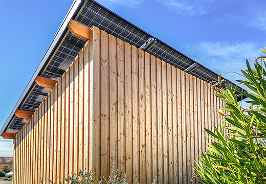 découvrez notre abri solaire en bois, une solution élégante et écologique pour profiter de vos espaces extérieurs tout en bénéficiant d'un ombrage naturel. idéal pour protéger votre mobilier de jardin, cet abri combine esthétisme et fonctionnalité. transformez votre jardin en un véritable havre de paix avec nos structures durables et raffinées.