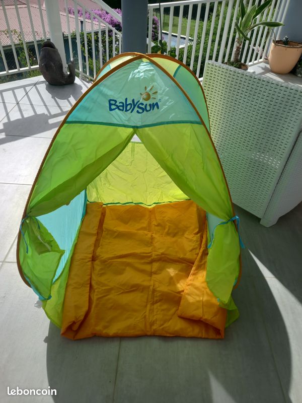 découvrez notre gamme d'abris soleil, idéaux pour profiter de vos espaces extérieurs tout en vous protégeant des rayons du soleil. alliant esthétisme et fonctionnalité, nos abris s'intègrent parfaitement à votre jardin ou terrasse.