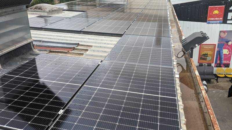 découvrez les dernières aides photovoltaïques en 2025 pour investir dans l'énergie solaire et réduire vos factures. profitez des subventions et incitations gouvernementales pour faciliter votre transition énergétique.