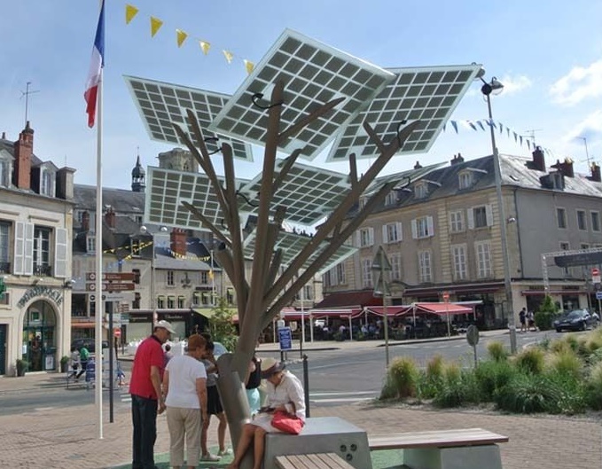 découvrez l'arbre solaire, une innovation en énergie durable qui transforme la lumière du soleil en électricité. explorez comment cette technologie révolutionnaire contribue à un futur plus vert, combinant design écologique et production d'énergie renouvelable.