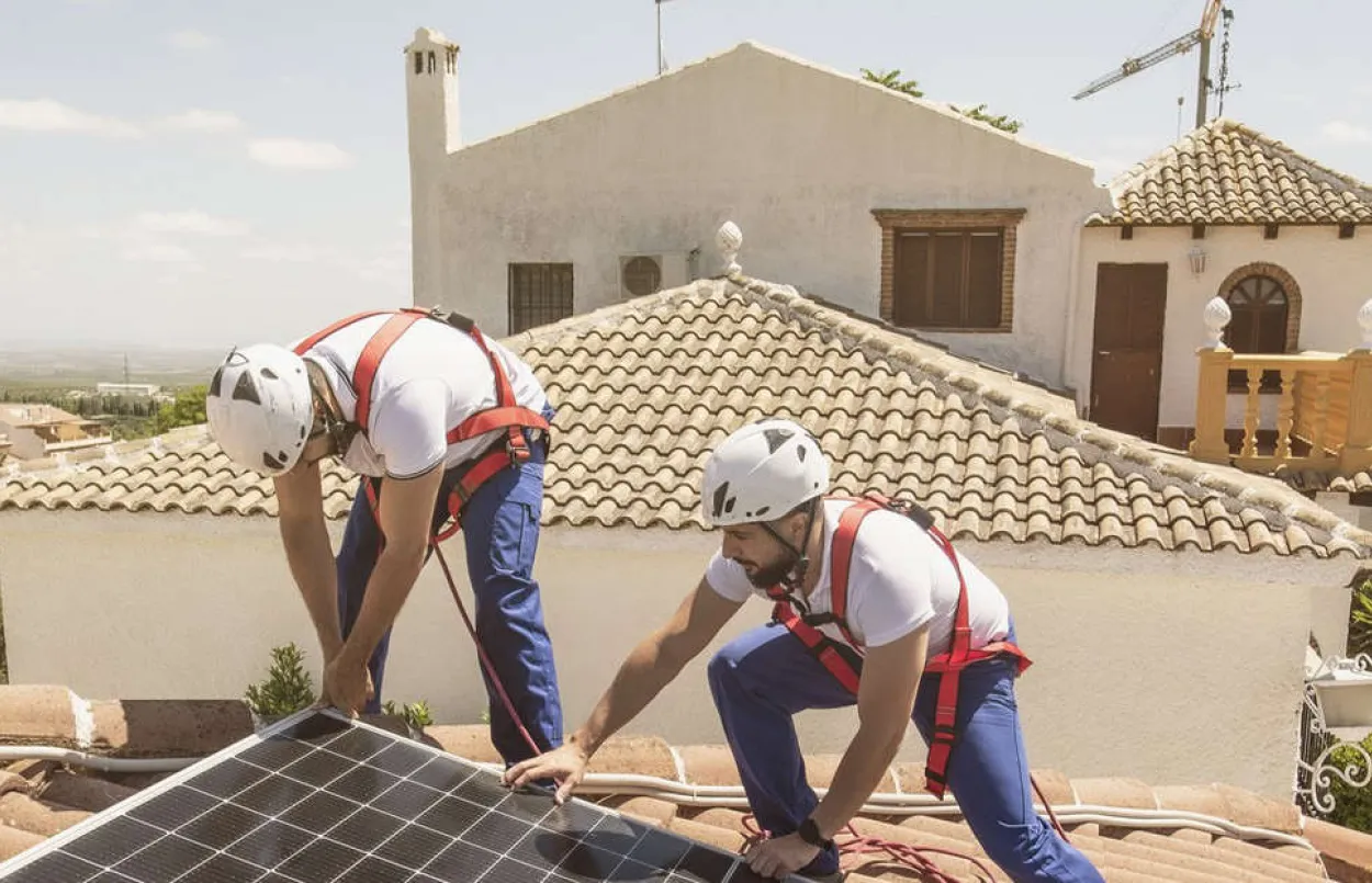 découvrez comment l'autoconsommation électrique peut réduire vos factures d'énergie et vous permettre de produire votre propre électricité verte. adoptez une solution durable et économisez tout en préservant l'environnement grâce à des systèmes photovoltaïques adaptés à vos besoins.
