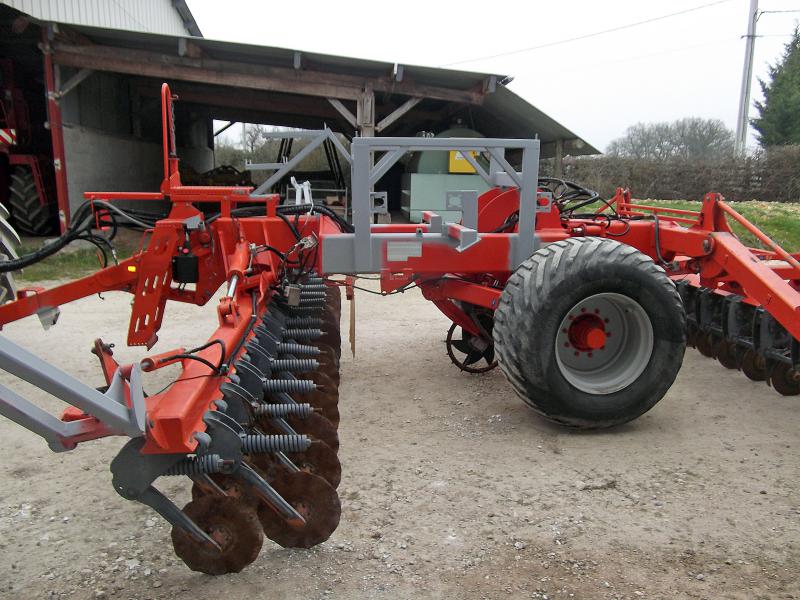 découvrez les avantages de l'autoconstruction agricole : un guide complet pour créer vous-même vos infrastructures agricoles. maximisez votre indépendance, économisez sur les coûts et profitez de conseils pratiques pour réussir votre projet.