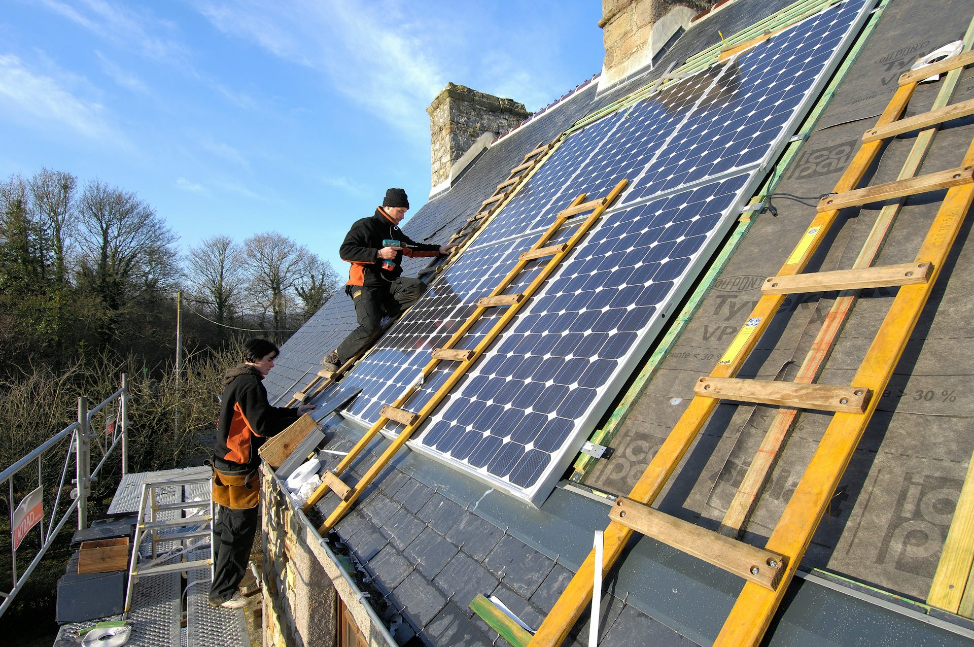 découvrez comment l'autonomie citoyenne est favorisée par l'utilisation des panneaux solaires. apprenez à produire votre propre énergie, réduire votre empreinte carbone et contribuer à une planète plus durable grâce aux solutions énergétiques renouvelables.