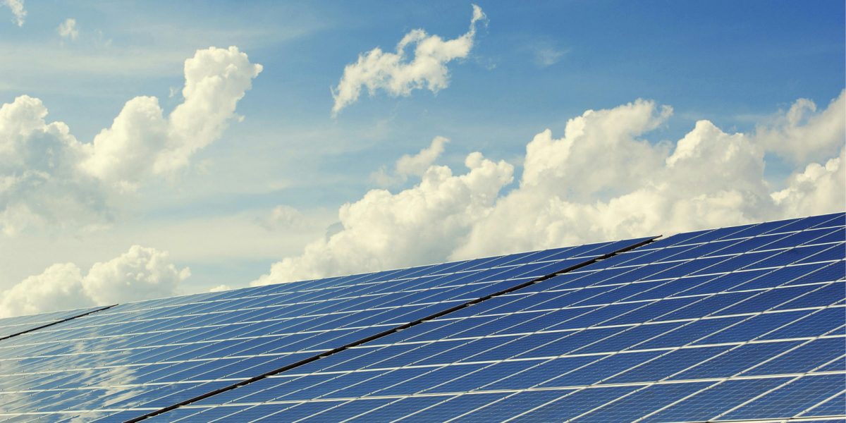 découvrez les dernières avancées en matière d'énergie solaire, des innovations technologiques révolutionnaires aux projets écologiques ambitieux. informez-vous sur les tendances du marché et les solutions durables qui façonnent l'avenir de l'énergie renouvelable.