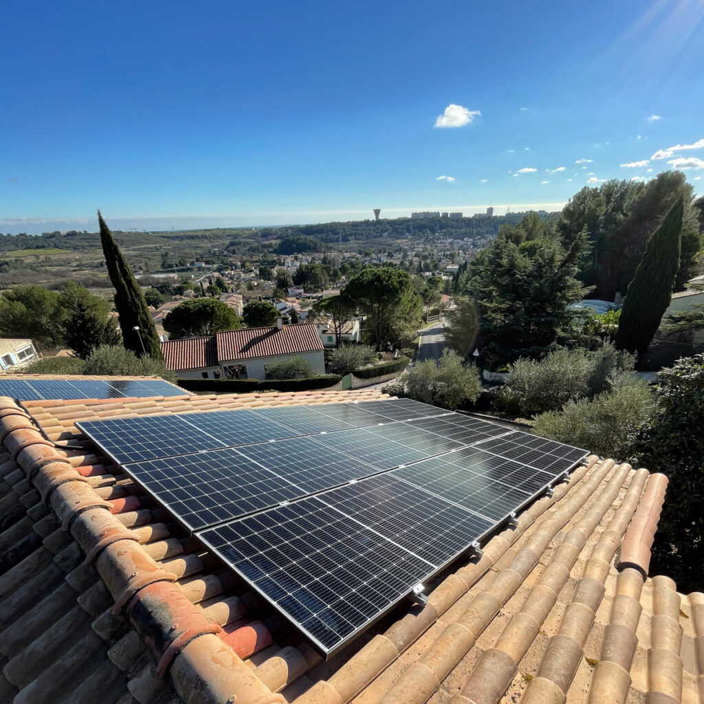 découvrez les nombreux avantages des panneaux solaires en entreprise : réduction des coûts énergétiques, empreinte carbone réduite, image écologique renforcée et soutien à la transition énergétique. optez pour une énergie durable et offrez à votre entreprise un avenir plus vert.