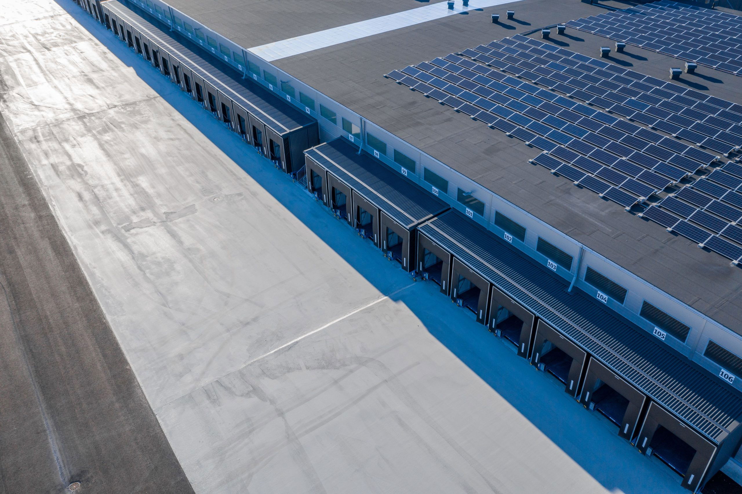 découvrez les nombreux avantages de faire appel à un installateur photovoltaïque à toulouse : économies d'énergie, valorisation de votre patrimoine, et réduction de votre empreinte carbone. optimisez votre investissement énergétique grâce à des experts locaux.