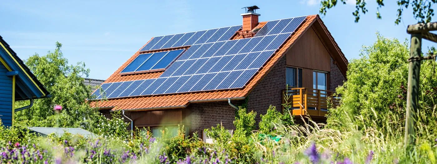 découvrez les avantages des panneaux solaires à angers : une solution durable pour réduire vos factures d'énergie, valoriser votre propriété et contribuer à la protection de l'environnement. profitez d'un ensoleillement idéal et d'aides financières pour un investissement rentable.