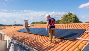 découvrez les nombreux avantages des panneaux solaires effy : réduction de votre facture d'électricité, contribution à la protection de l'environnement, et valorisation de votre patrimoine. adoptez une énergie durable et économisez à long terme !