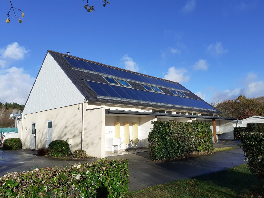 découvrez les nombreux avantages des panneaux solaires dans le morbihan : économies d'énergie, impact environnemental positif, aides financières et valorisation de votre bien immobilier. optez pour une énergie renouvelable et durable pour un futur plus vert.