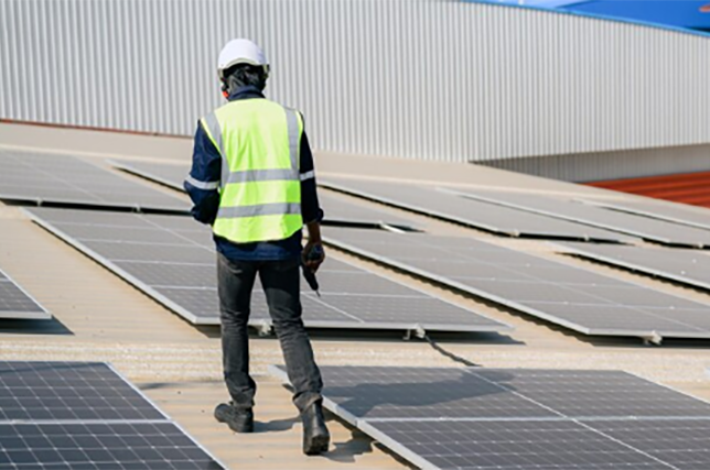 découvrez les avantages des systèmes photovoltaïques en gironde, incluant des économies sur vos factures d'électricité, une réduction de votre empreinte carbone et des aides financières attractives. transformez votre toiture en source d'énergie renouvelable et participez à la transition énergétique tout en valorisant votre patrimoine.