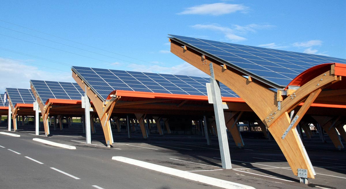 découvrez les avantages du solaire pour les professionnels : réduction des coûts énergétiques, impact environnemental positif, valorisation de l'image d'entreprise et bénéfices fiscaux attractifs. optez pour une solution durable et économiquement rentable!