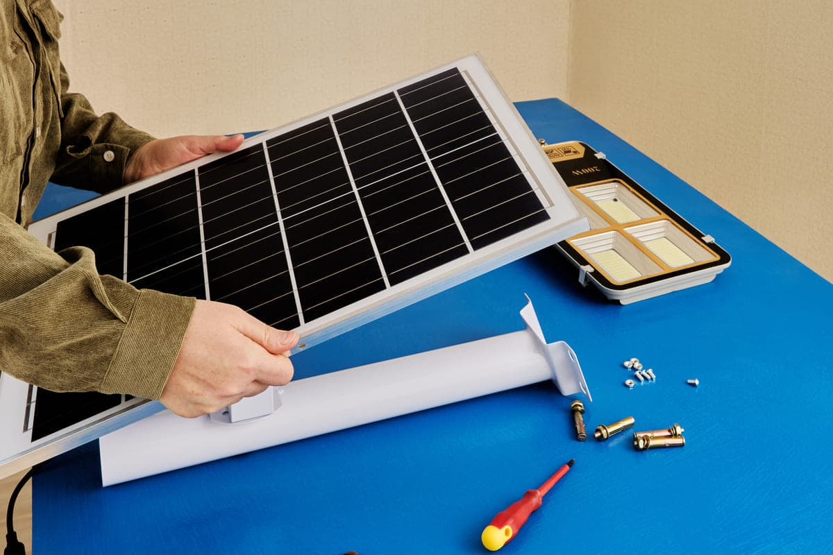 découvrez notre guide complet sur les avis concernant l'énergie solaire. explorez les avantages, les inconvénients et les témoignages d'utilisateurs pour prendre des décisions éclairées sur cette source d'énergie renouvelable.