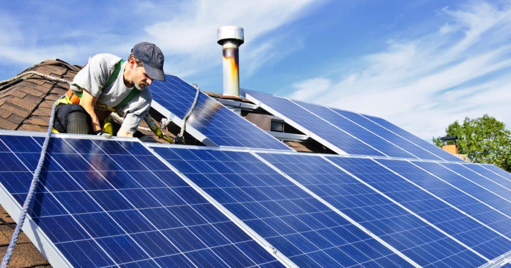 découvrez notre guide complet sur les avis concernant les panneaux solaires. informez-vous sur les retours d'expérience des utilisateurs, les avantages et les inconvénients de l'installation de panneaux solaires, ainsi que des conseils pour faire le bon choix. optez pour une énergie durable en toute connaissance de cause !