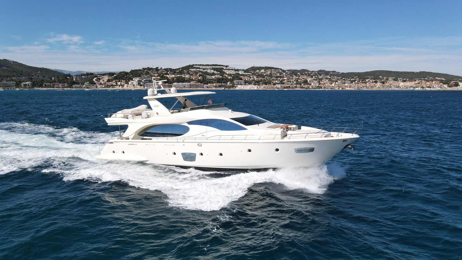 découvrez le concept d'azimut, son importance en navigation et en géométrie, ainsi que son utilisation dans divers domaines. apprenez à maîtriser cet élément clé pour orienter vos projets et vos explorations.