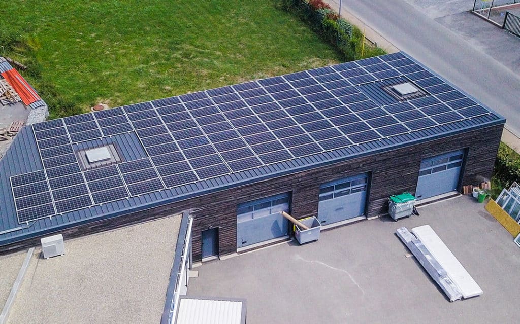 découvrez comment votre entreprise peut bénéficier d'un bâtiment photovoltaïque gratuit grâce à des initiatives innovantes. profitez d'une énergie renouvelable tout en réduisant vos coûts et en contribuant à un avenir durable.