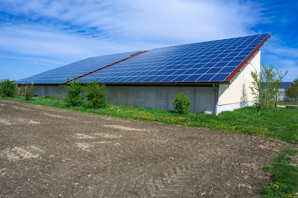 découvrez comment votre entreprise peut bénéficier d'un bâtiment photovoltaïque gratuit, une solution durable et économique pour produire de l'énergie renouvelable. ne manquez pas cette opportunité d'optimiser vos coûts énergétiques tout en contribuant à la transition écologique.