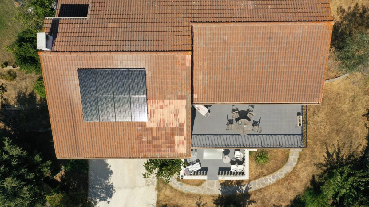 découvrez la batterie oscaro power, conçue pour offrir une performance fiable et durable. idéale pour les véhicules légers, elle garantit un démarrage rapide et une excellente résistance aux intempéries. optimisez l'énergie de votre véhicule avec la qualité oscaro!