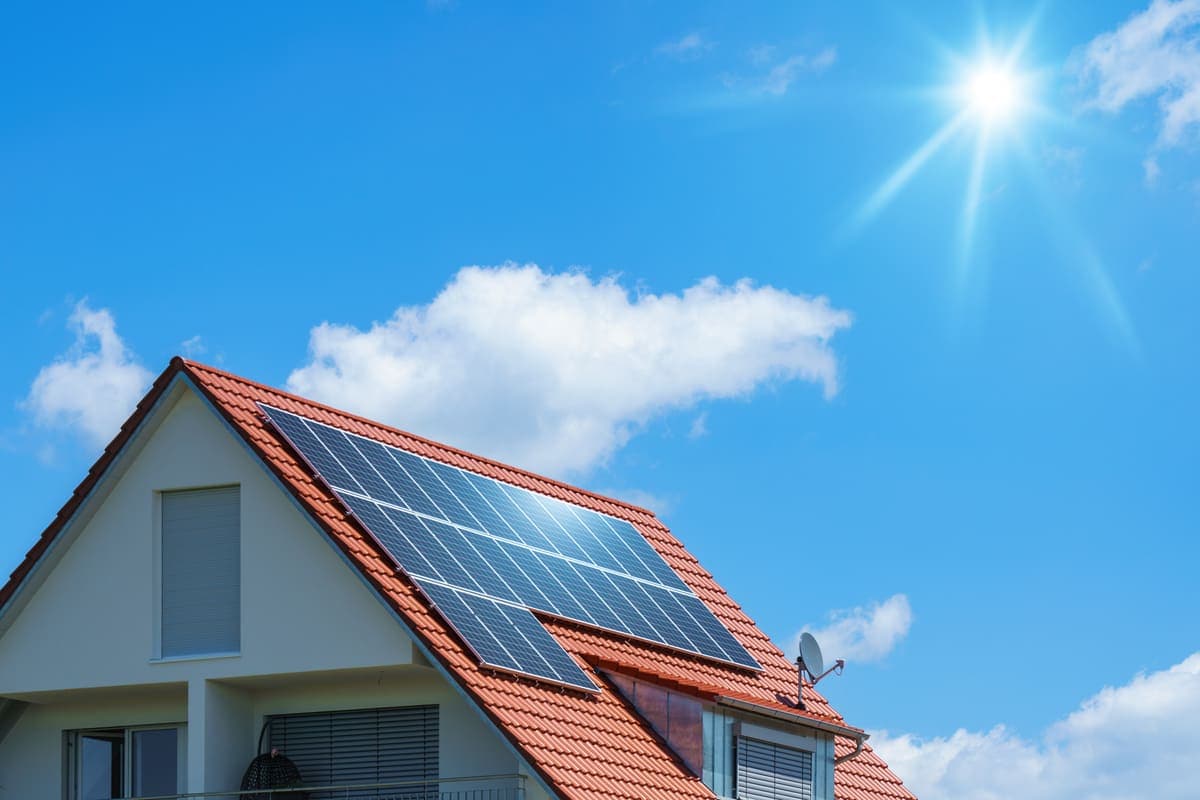 découvrez les avantages des batteries photovoltaïques pour stocker l'énergie solaire, optimiser votre consommation et réduire vos factures d'électricité. apprenez comment ces solutions écologiques peuvent contribuer à une maison plus durable et autonome.