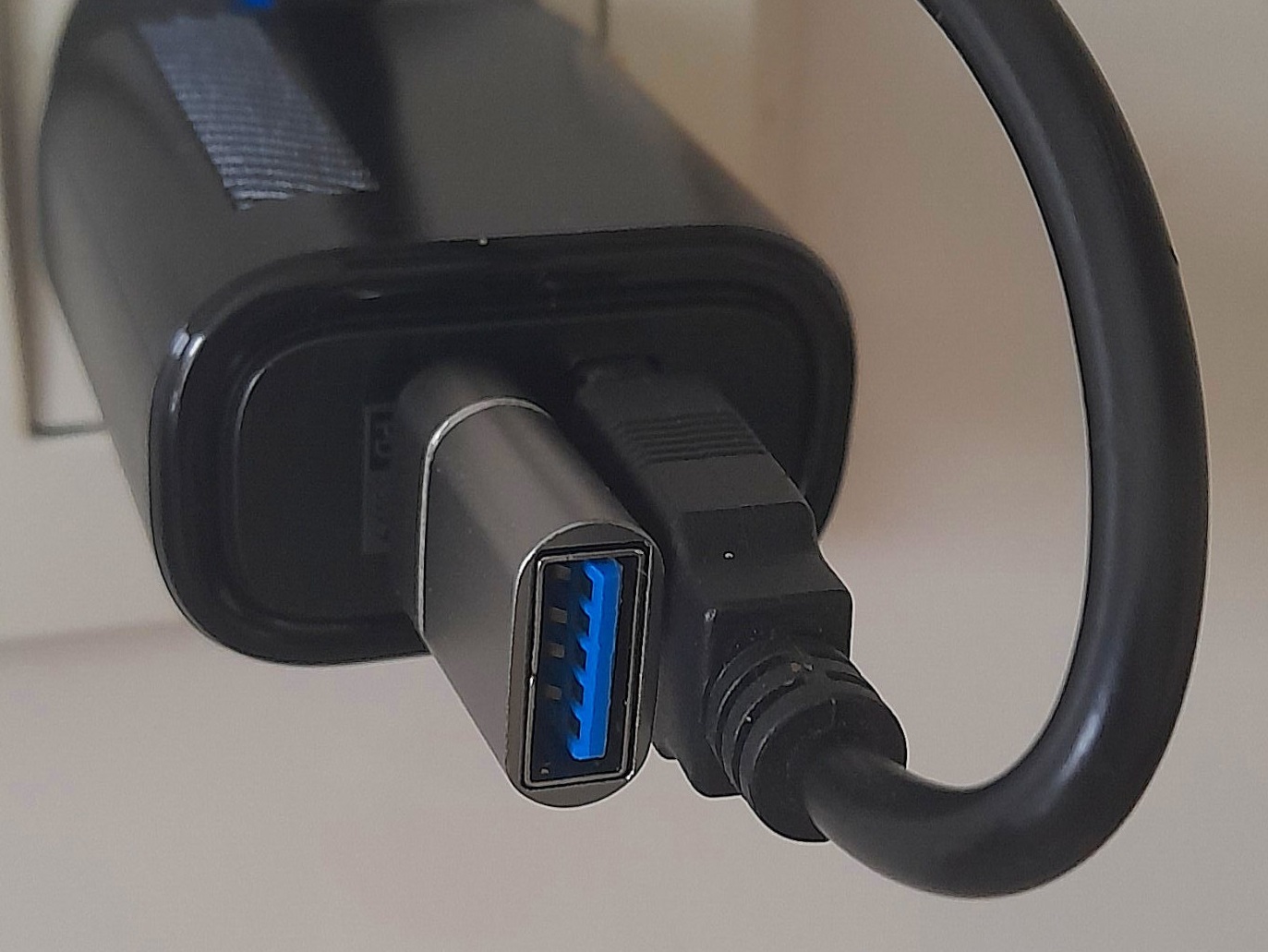 découvrez notre sélection de chargeurs de téléphone faciles à utiliser, rapides et compatibles avec tous les modèles. restez connecté où que vous soyez grâce à nos solutions de recharge pratiques et fiables.