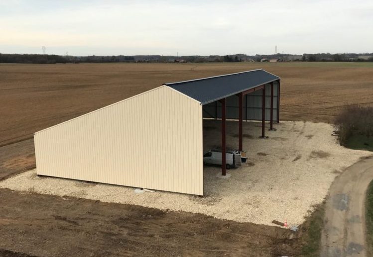 découvrez nos solutions innovantes en charpente photovoltaïque (pv) pour maximiser l'efficacité de votre installation solaire. profitez d'une structure solide et durable tout en optimisant la production d'énergie renouvelable.