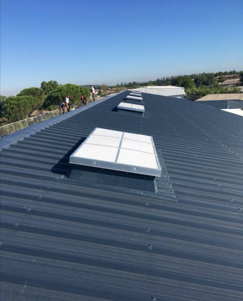 découvrez notre expertise en charpente photovoltaïque (pv) pour allier performance énergétique et esthétisme. nos solutions sur mesure optimisent votre toiture tout en augmentant l'efficacité de vos panneaux solaires. profitez d'une installation de qualité pour un avenir durable.