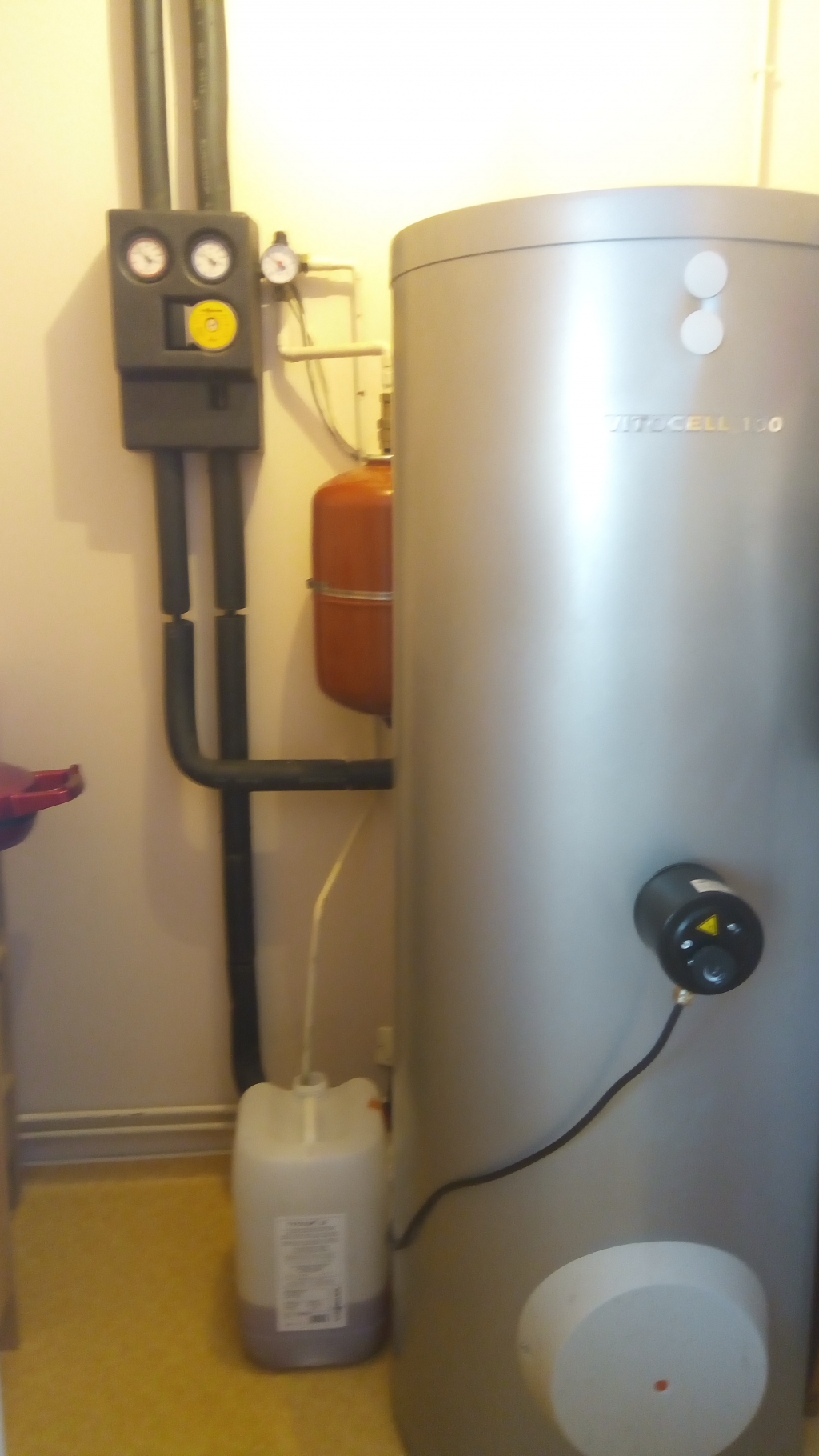 découvrez les avantages du chauffage solaire gaz, une solution écologique et économique pour votre domicile. optimisez votre consommation d'énergie tout en réduisant votre empreinte carbone grâce à cette technologie innovante qui combine le meilleur du solaire et du gaz.