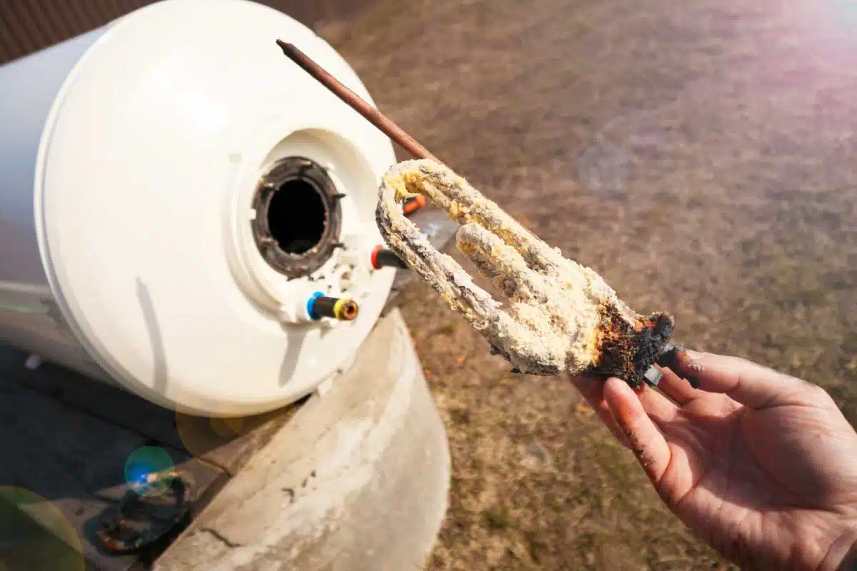 découvrez tout ce que vous devez savoir sur l'obligation d'installer un chauffe-eau dans votre habitation. apprenez les réglementations, les avantages d'un chauffe-eau en termes d'économie d'énergie et les différentes options disponibles pour répondre aux normes en vigueur.