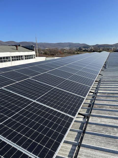 découvrez comment choisir la meilleure entreprise de panneaux photovoltaïques pour vos besoins énergétiques. comparez les offres, la qualité des installations et les avis clients pour faire un choix éclairé et adapté à votre projet solaire.