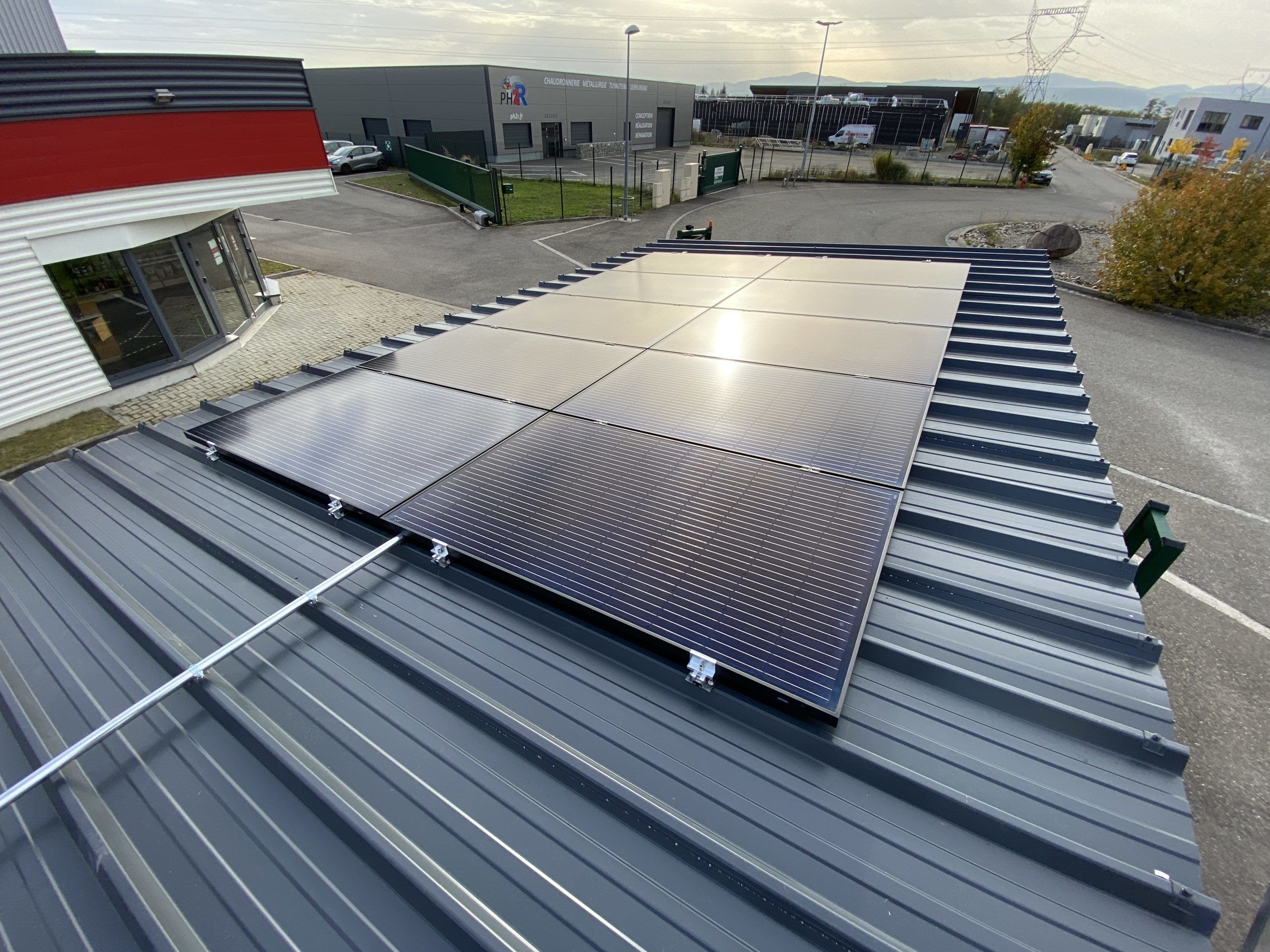 découvrez comment choisir la formation solaire adaptée à vos besoins. apprenez à maîtriser les énergies renouvelables, acquérir de nouvelles compétences et contribuer à un avenir durable grâce à nos programmes de formation spécialisés en énergie solaire.