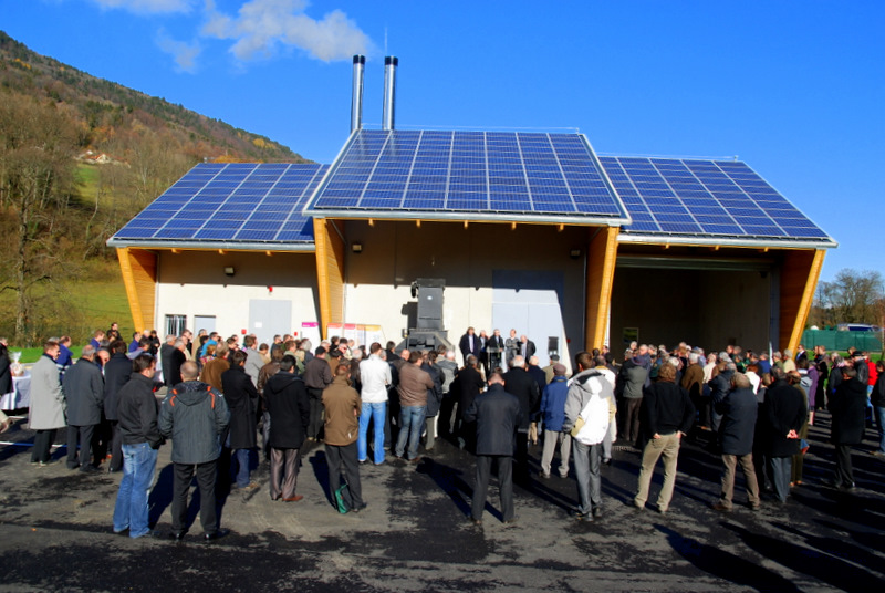 découvrez comment le circuit court en énergie révolutionne notre consommation en favorisant des sources renouvelables et locales. apprenez les avantages économiques et environnementaux de cette démarche citoyenne pour un avenir durable.