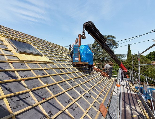 besoin d'une réparation de toiture ? faites confiance à nos experts pour un service rapide et efficace. nous offrons des solutions adaptées à tous types de toitures, assurant votre sécurité et le maintien de votre maison. contactez-nous dès aujourd'hui pour un devis gratuit !