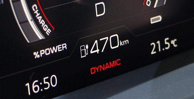 découvrez comment l'autonomie électrique transforme notre quotidien, en facilitant l'utilisation d'appareils sans fil et en réduisant notre dépendance aux prises. explorez les innovations et les technologies qui optimisent l'énergie durable pour un avenir plus vert.
