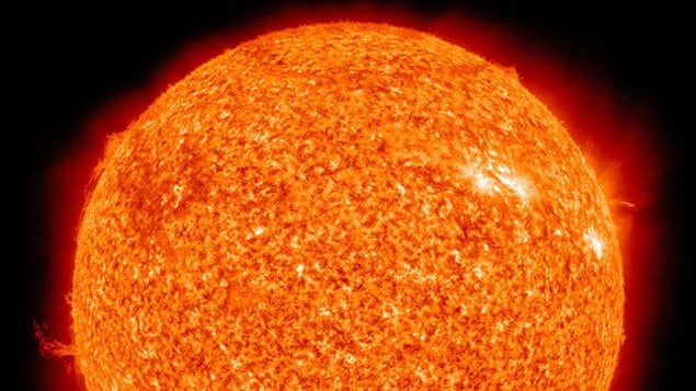 découvrez les différences fascinantes entre le soleil et les étoiles dans notre article. apprenez comment ces astres illuminent notre ciel, leurs compositions, et leur influence sur notre planète. une exploration captivante pour les passionnés d'astronomie !