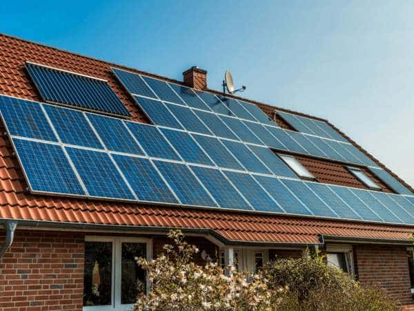 découvrez notre comparatif des panneaux solaires canadian solar. analysez les performances, les prix et les avantages de ces panneaux pour faire le meilleur choix pour vos besoins énergétiques. informez-vous sur leur efficacité, leur durabilité et leur retour sur investissement pour une transition énergétique réussie.