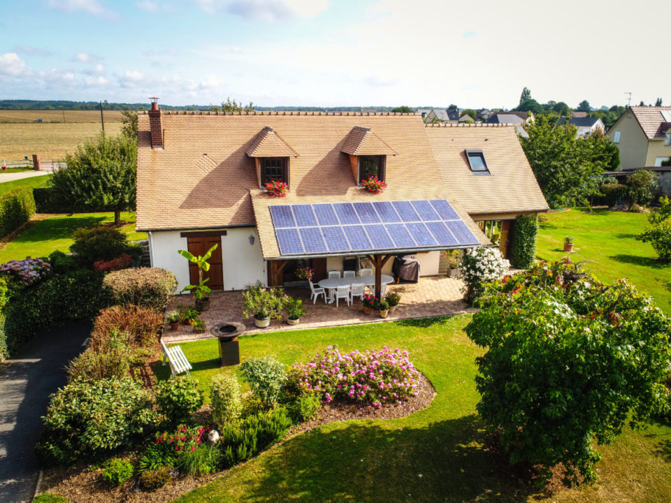 découvrez notre comparatif des pavillons solaires pour faire le meilleur choix selon vos besoins. analyse des performances, des prix et des fonctionnalités des meilleures options disponibles sur le marché.